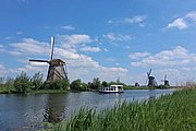 ac2d5b81-3d04-4e65-9ba6-b5ed034d0262.jpg